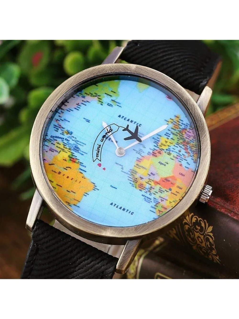 Unisex Black Quartz Leather Band Retro Bronze Case Global Travel World Map Watch